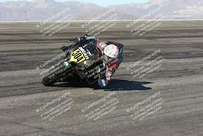 media/Jan-16-2026-CVMA Friday Practice (Fri) [[6f2bf47531]]/5-Racer 4-Trackday1/Session 2 (Bowl)/